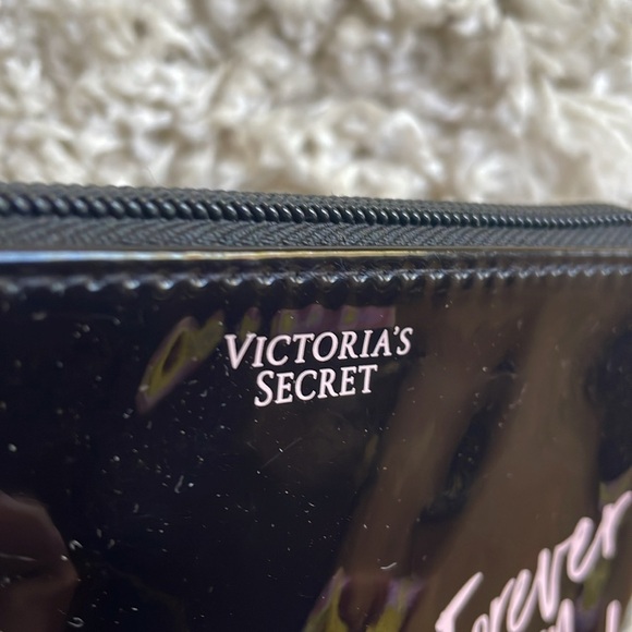 Victoria's Secret Forever an Angel Black Patent Makeup Bag Zip Travel - Picture 3 of 6